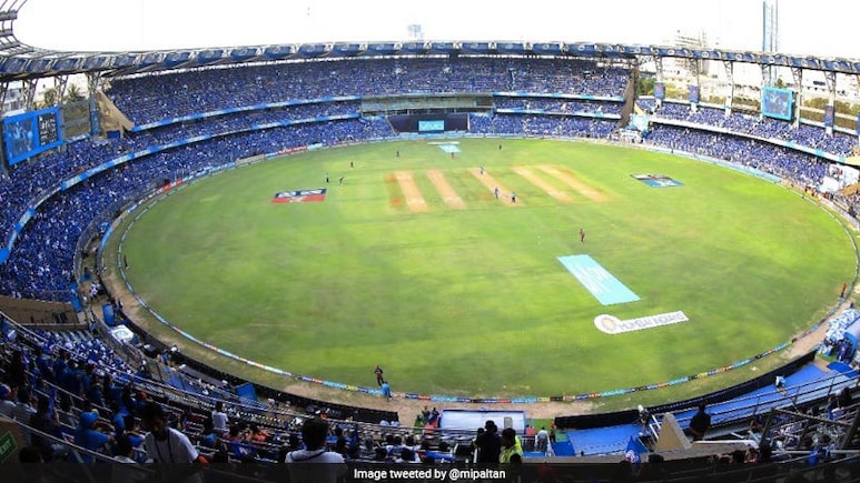 Mumbai Court Judge's iPhone Stolen During IPL Match At Wankhede Stadium Mumbai Court Judge's iPhone Stolen During IPL Match At Wankhede Stadium