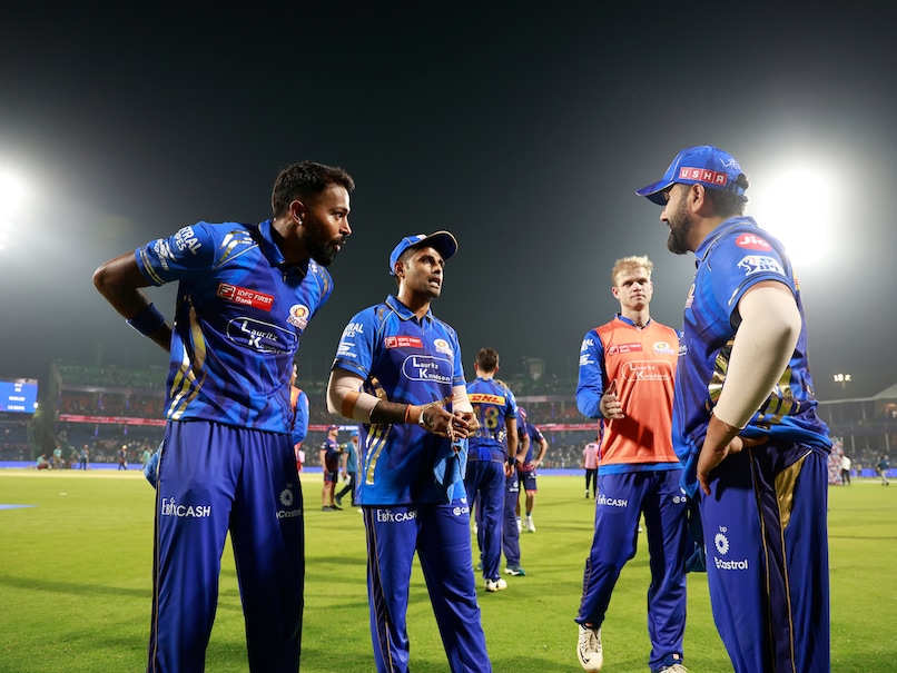 Not Once But Twice, How 'Leader' Rohit Sharma Came To 'Captain' Hardik Pandya's Aid vs DC