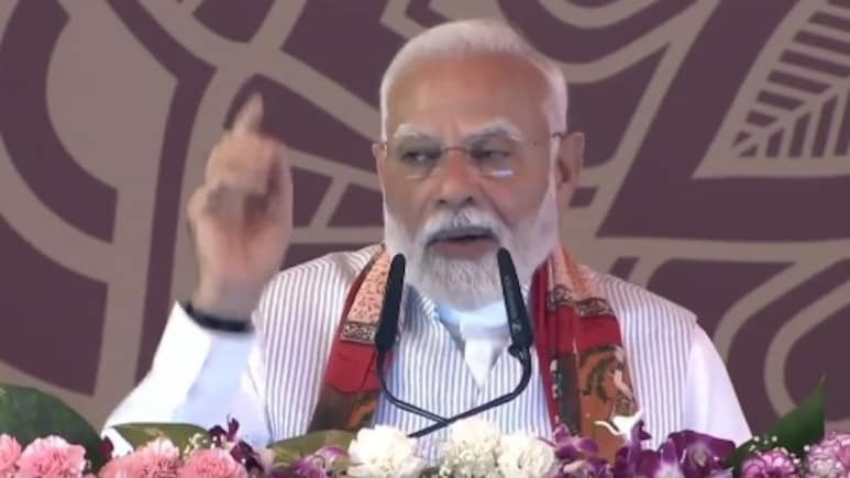 PM Modi Lays Foundation Stone Of 44 Projects Worth Rs 3,880 Crore In Varanasi PM Modi Lays Foundation Stone Of 44 Projects Worth Rs 3,880 Crore In Varanasi