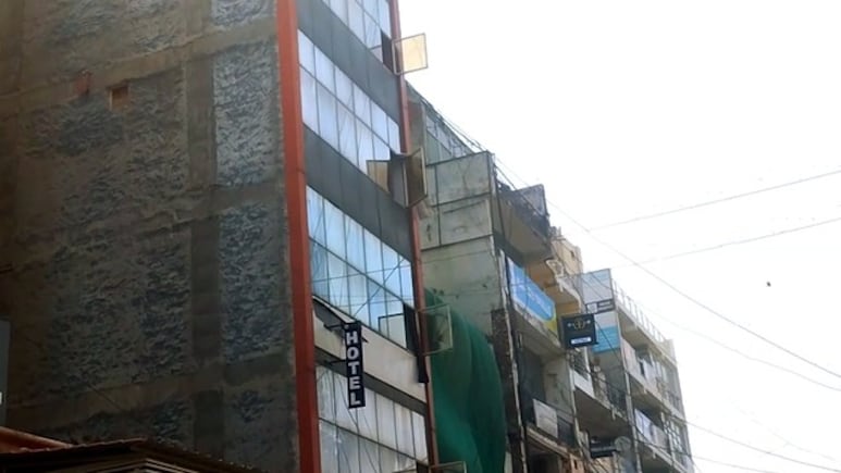 Woman Friend In Washroom, 38-Year-Old Techie Dies By Suicide At Noida Hotel Woman Friend In Washroom, 38-Year-Old Techie Dies By Suicide At Noida Hotel